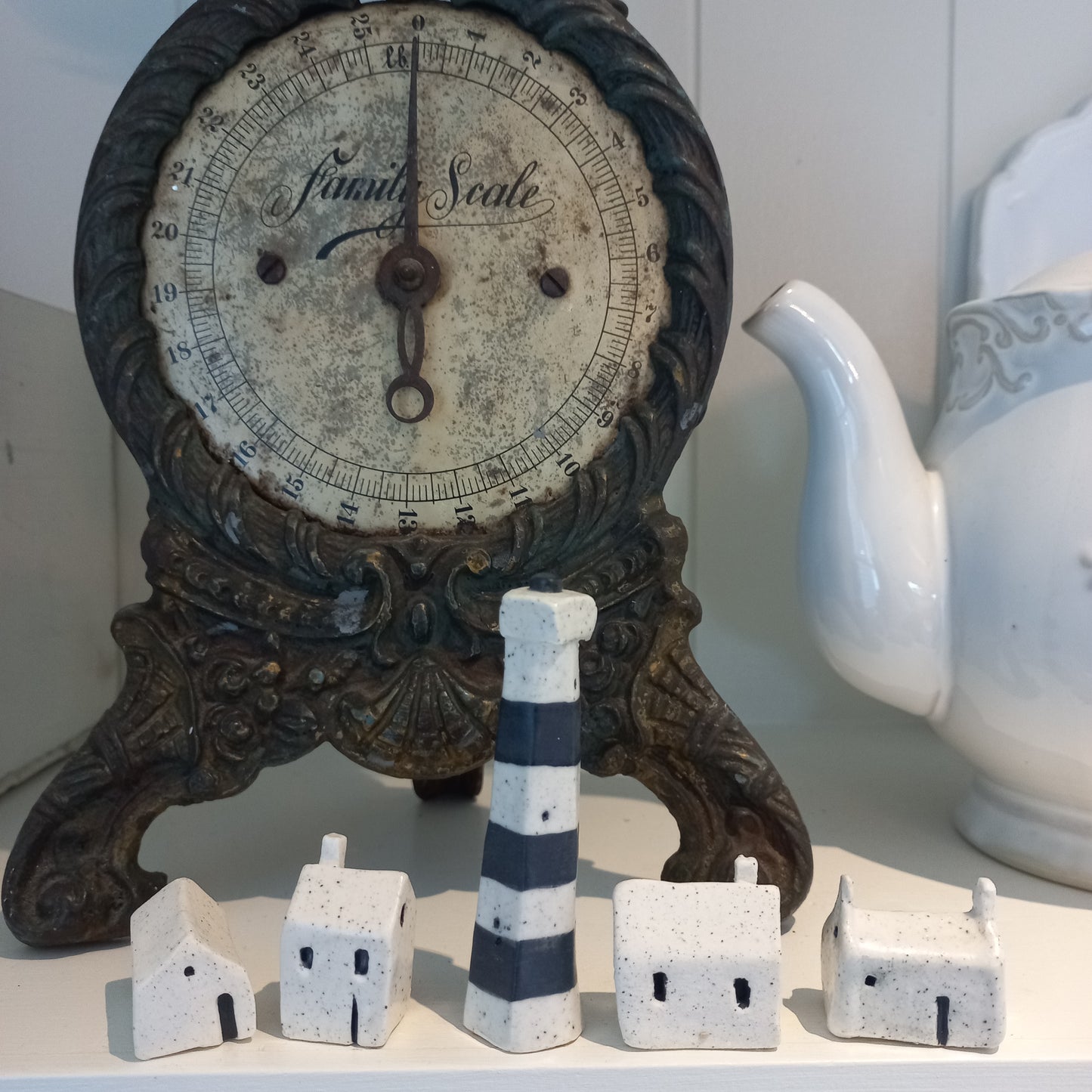 Little Ceramic Lighthouse & Fisherman's Cottages